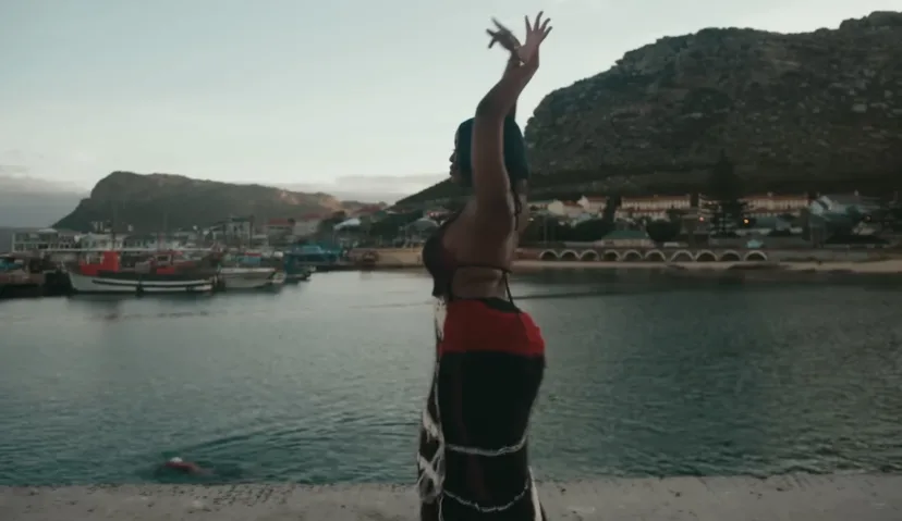 Gyakie Releases Striking Video for “fire on the mountain”